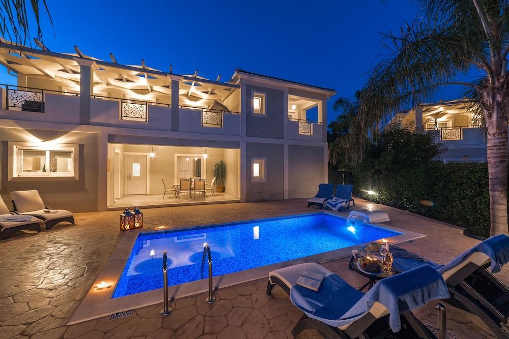 Villa Mamfredas Luxury *