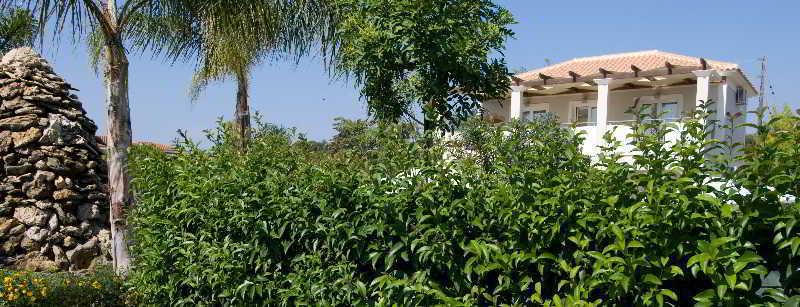 Mamfredas Luxury Villa